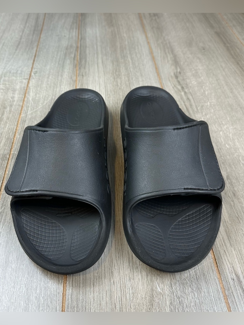 OOFOS OOha Sport Flex Slide Sandal M14 W16 Matte Black Recovery Foam